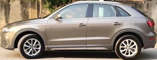 Second-hand 2015 Audi Q3 35 TDI Quattro Premium for sale in Pune-4