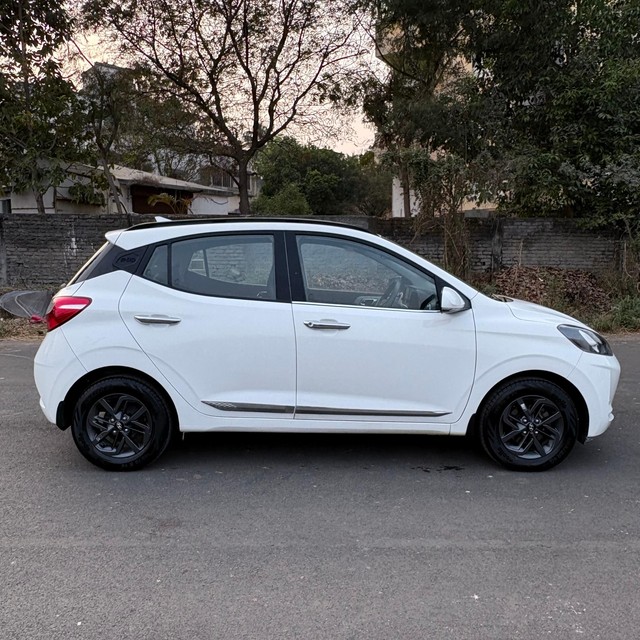 Second-hand 2021 Hyundai Grand i10 Nios Sportz CNG for sale in Pune-1