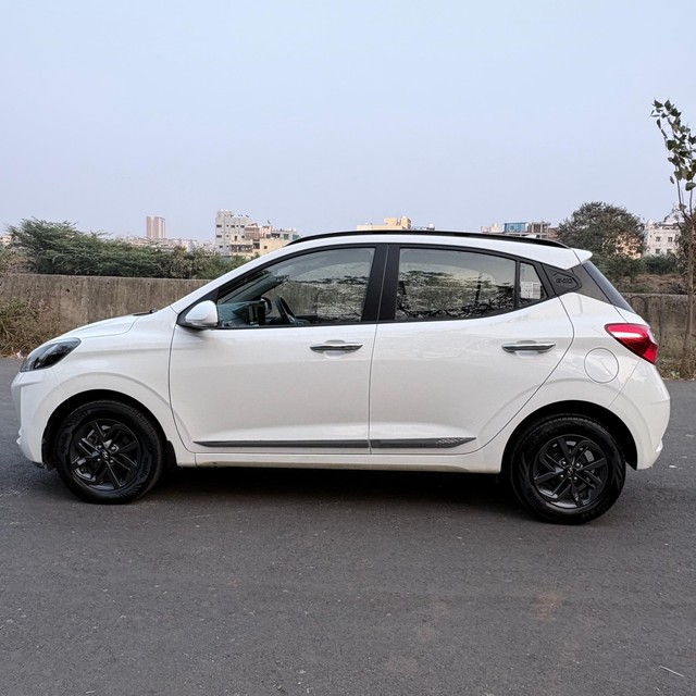 Second-hand 2021 Hyundai Grand i10 Nios Sportz CNG for sale in Pune-3