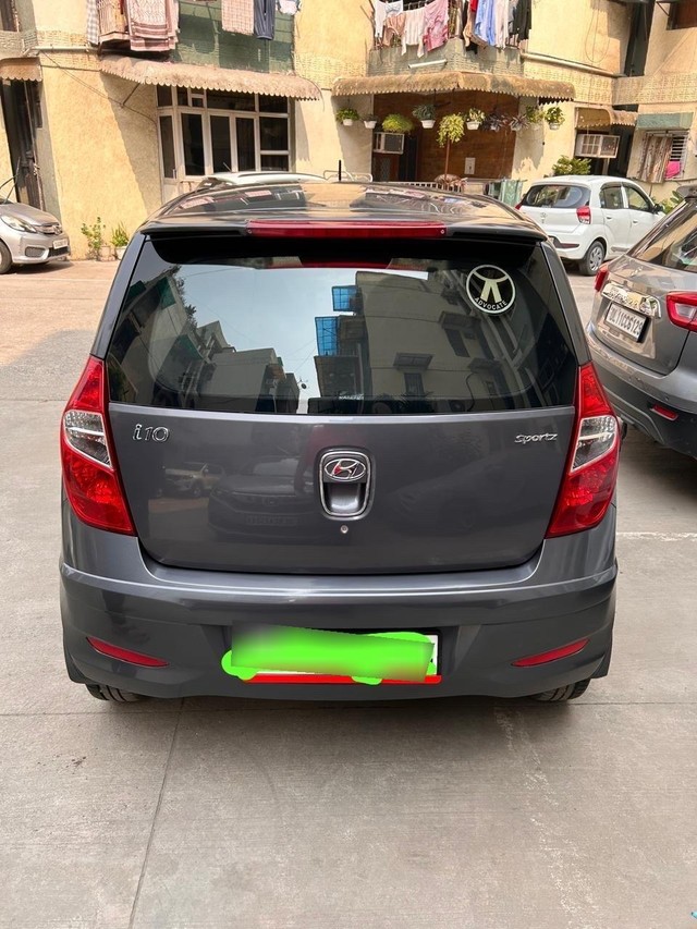 Second-hand 2016 Hyundai i10 Sportz 1.1L for sale in New Delhi-1