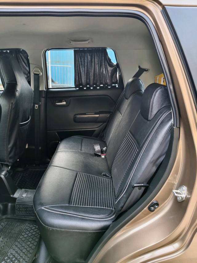 Second-hand 2023 Maruti Wagon R VXI CNG for sale in Mumbai-9