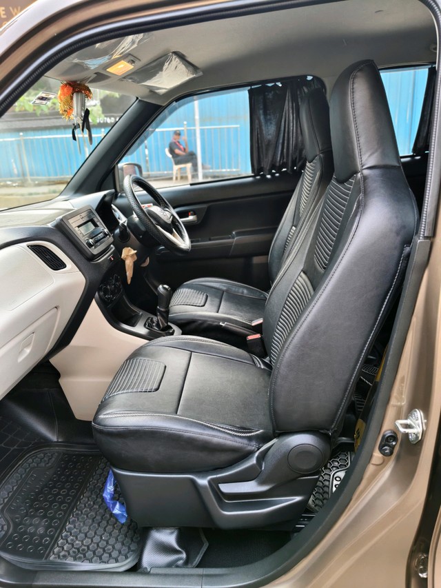 Second-hand 2023 Maruti Wagon R VXI CNG for sale in Mumbai-8