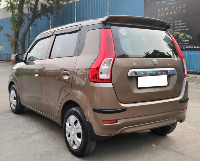 Second-hand 2023 Maruti Wagon R VXI CNG for sale in Mumbai-7