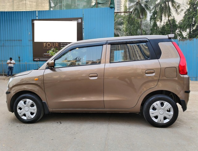 Second-hand 2023 Maruti Wagon R VXI CNG for sale in Mumbai-5