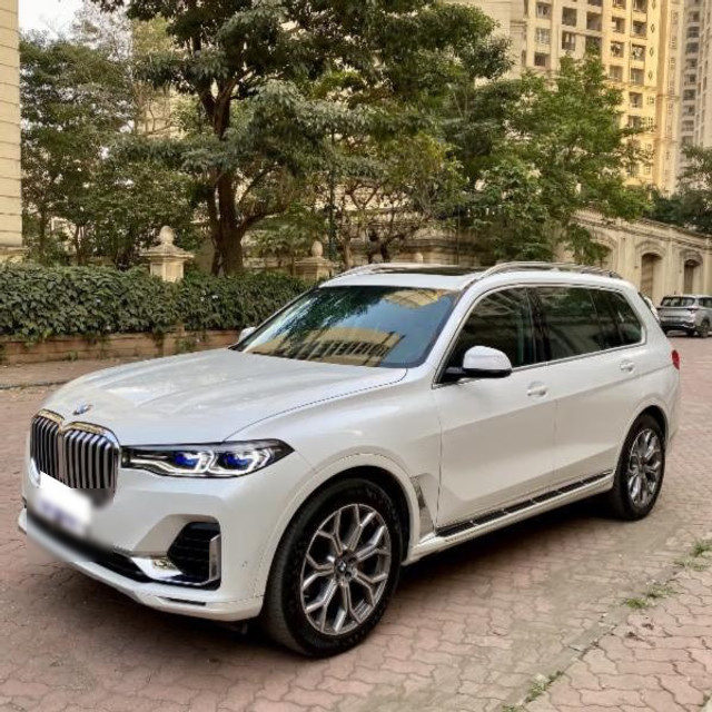 Second-hand 2022 BMW X7 xDrive30d DPE Signature for sale in Mumbai-12