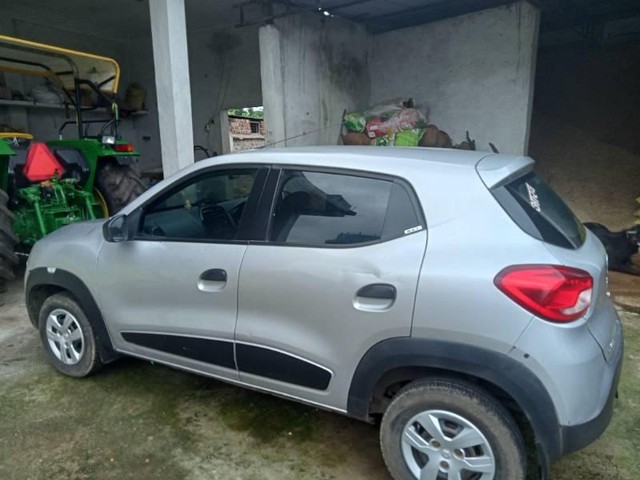 Second-hand 2017 Renault KWID 1.0 RXT for sale in Sehore-5