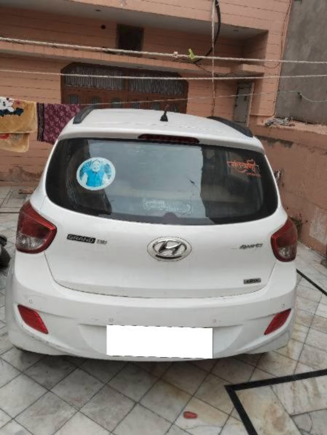 Hyundai Grand i10 CRDi Sportz Second-hand 2014 Hyundai Grand i10 CRDi Sportz for sale in Bhiwani-0