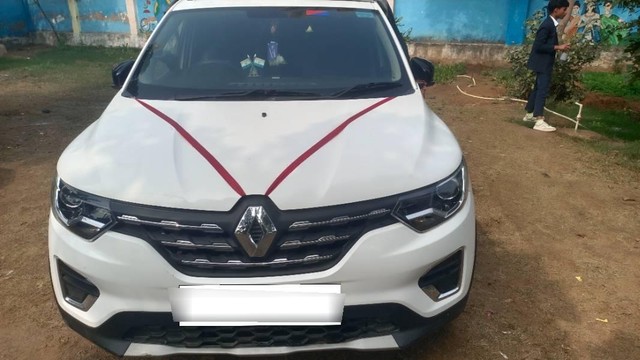 Second-hand 2023 Renault Triber RXZ for sale in Alwar-3