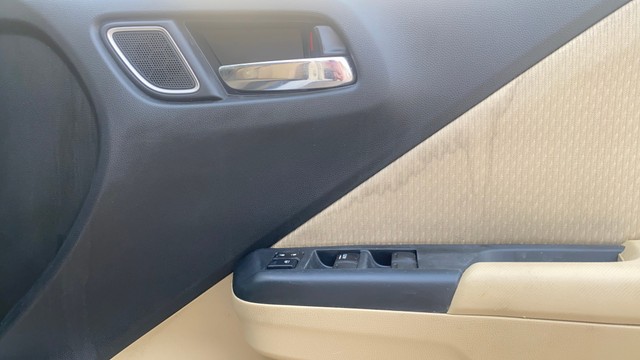 Second-hand 2018 Honda City i-VTEC V for sale in Jaipur-17