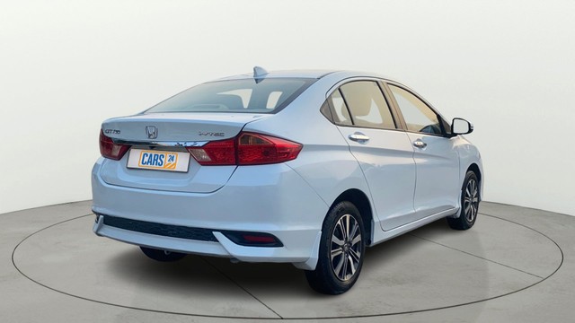 Second-hand 2018 Honda City i-VTEC V for sale in Jaipur-2