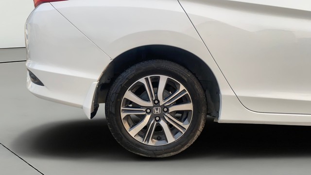 Second-hand 2018 Honda City i-VTEC V for sale in Jaipur-25