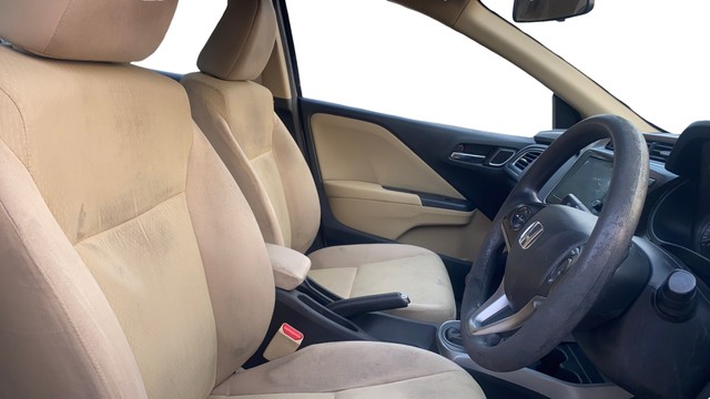 Second-hand 2018 Honda City i-VTEC V for sale in Jaipur-15