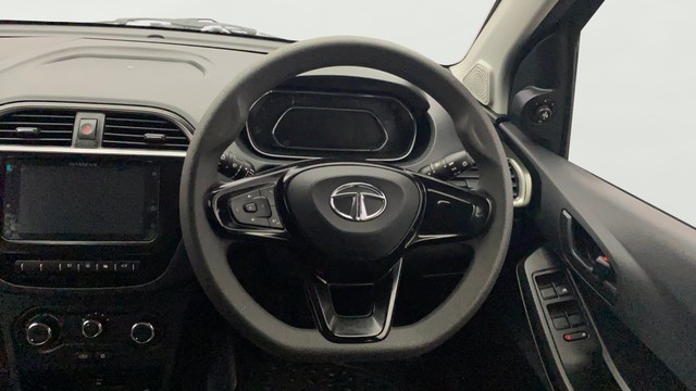 Second-hand 2021 Tata Tiago NRG XZ BSVI for sale in Kochi-12