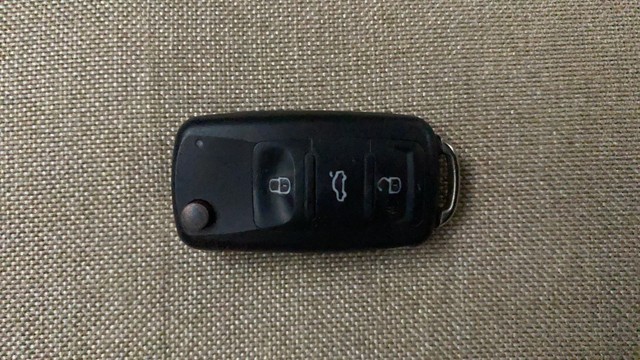 Volkswagen Ameo 1.2 MPI Comfortline Second-hand 2016 Volkswagen Ameo 1.2 MPI Comfortline for sale in Kochi-21