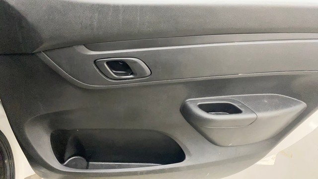 Second-hand 2017 Renault KWID RXT for sale in Bangalore-17