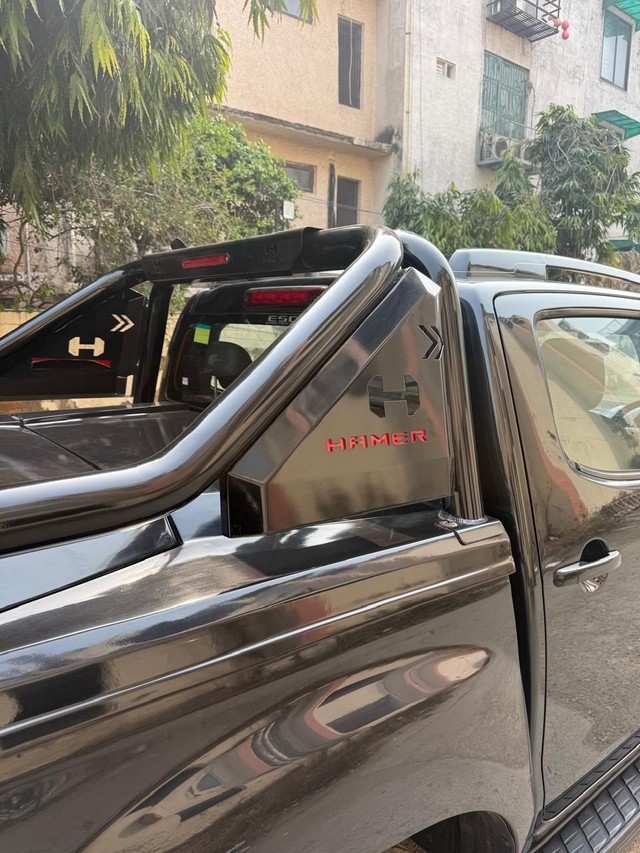 Second-hand 2022 Isuzu V-Cross 4x4 Z Prestige AT BSVI for sale in New Delhi-9