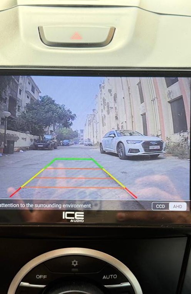 Second-hand 2022 Isuzu V-Cross 4x4 Z Prestige AT BSVI for sale in New Delhi-7