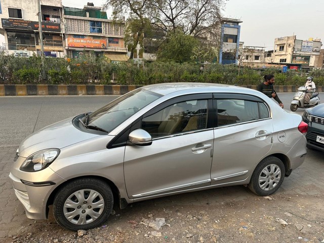Second-hand 2015 Honda Amaze SX i-VTEC for sale in Nagpur-2