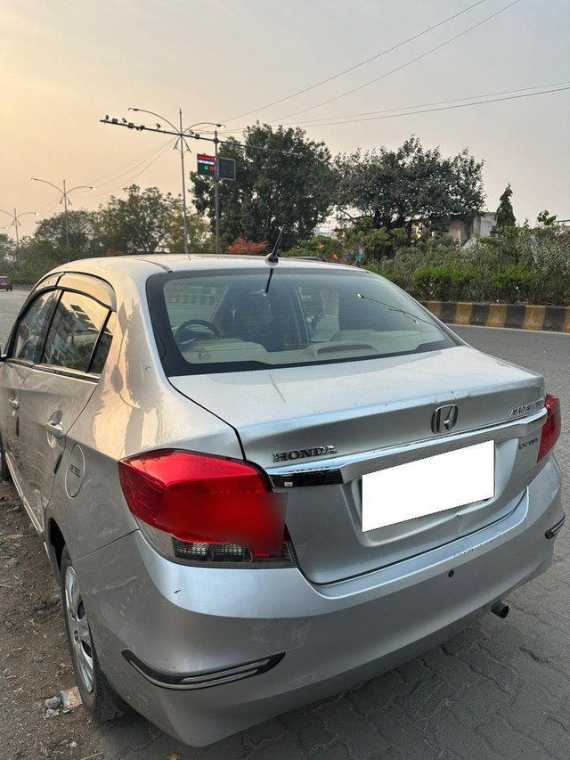 Second-hand 2015 Honda Amaze SX i-VTEC for sale in Nagpur-3