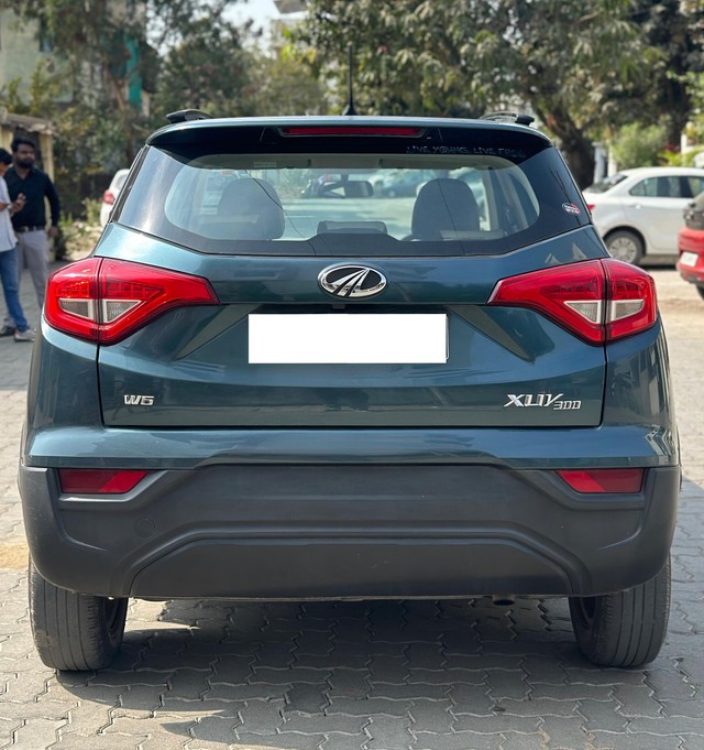 Second-hand 2019 Mahindra XUV300 W6 BSIV for sale in Nagpur-2