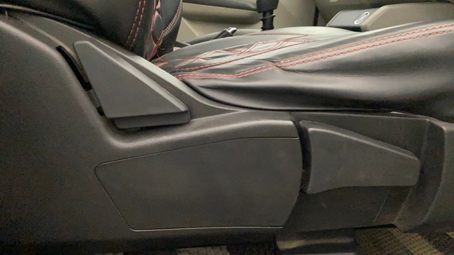 Second-hand 2022 Renault Triber RXZ BSVI for sale in Lucknow-18