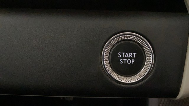 Second-hand 2022 Renault Triber RXZ BSVI for sale in Lucknow-23