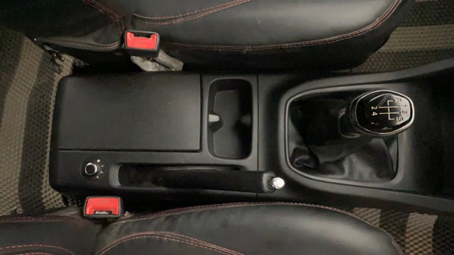 Second-hand 2022 Renault Triber RXZ BSVI for sale in Lucknow-13