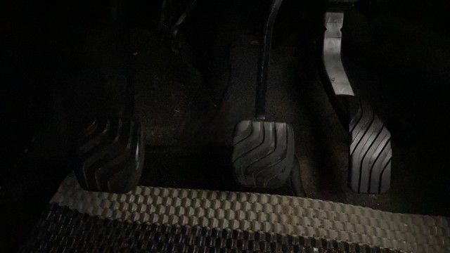 Second-hand 2022 Renault Triber RXZ BSVI for sale in Lucknow-14