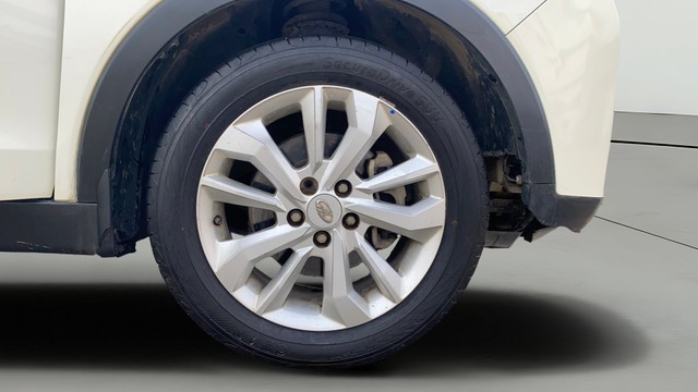 Second-hand 2020 Mahindra XUV300 W8 BSVI for sale in Patna-24