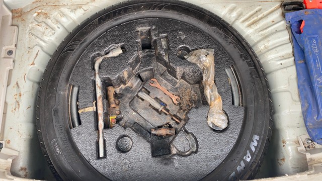 Second-hand 2020 Mahindra XUV300 W8 BSVI for sale in Patna-28