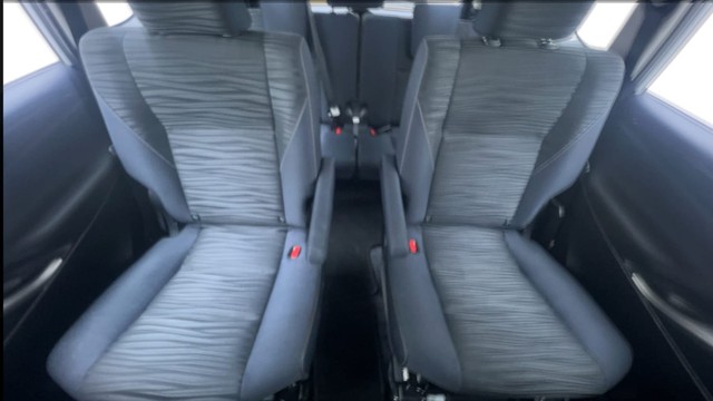 Second-hand 2022 Toyota Innova Crysta 2.7 VX 7 STR for sale in Hyderabad-24