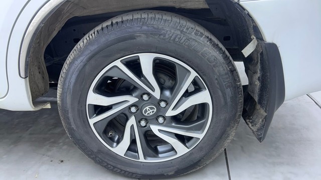 Second-hand 2022 Toyota Innova Crysta 2.7 VX 7 STR for sale in Hyderabad-19