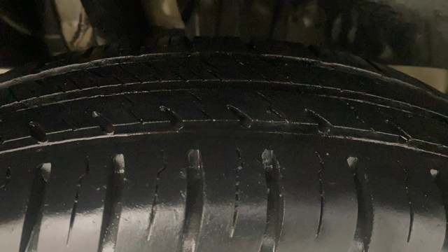 Second-hand 2018 Maruti Swift VXI AMT for sale in Gulbarga-29