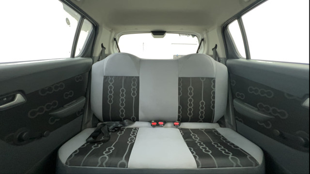 Second-hand 2015 Maruti Suzuki Alto 800 LXi for sale in Ahmedabad-34