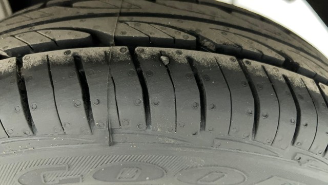 Second-hand 2015 Maruti Suzuki Alto 800 LXi for sale in Ahmedabad-30