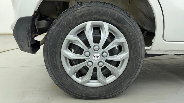 Second-hand 2015 Maruti Suzuki Alto 800 LXi for sale in Ahmedabad-18