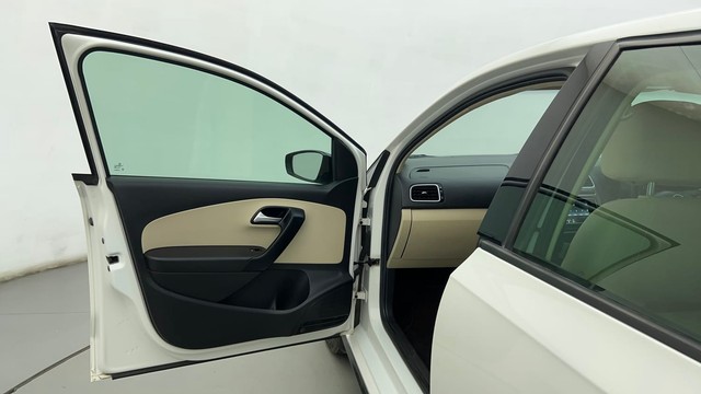 Second-hand 2021 Volkswagen Vento 1.0 TSI Highline Plus AT for sale in Ahmedabad-27