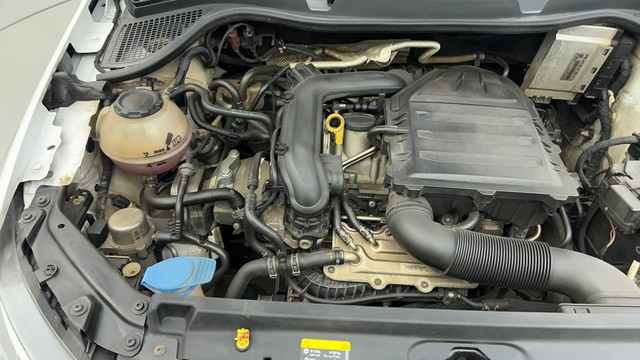 Second-hand 2021 Volkswagen Vento 1.0 TSI Highline Plus AT for sale in Ahmedabad-39