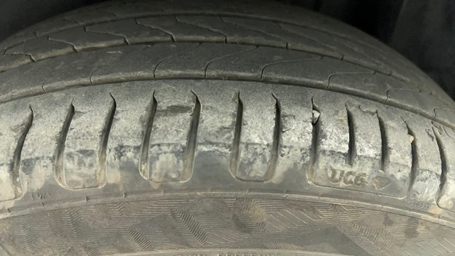 Second-hand 2021 Volkswagen Vento 1.0 TSI Highline Plus AT for sale in Ahmedabad-29