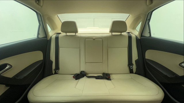 Second-hand 2021 Volkswagen Vento 1.0 TSI Highline Plus AT for sale in Ahmedabad-25