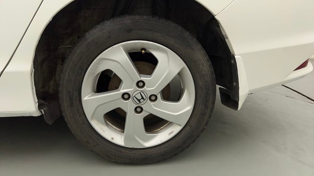 Second-hand 2015 Honda City VX MT for sale in Mumbai-19