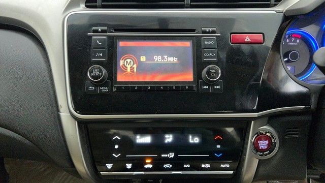 Second-hand 2015 Honda City VX MT for sale in Mumbai-32