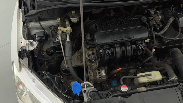 Second-hand 2015 Honda City VX MT for sale in Mumbai-27