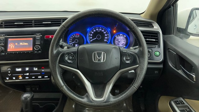 Second-hand 2015 Honda City VX MT for sale in Mumbai-33