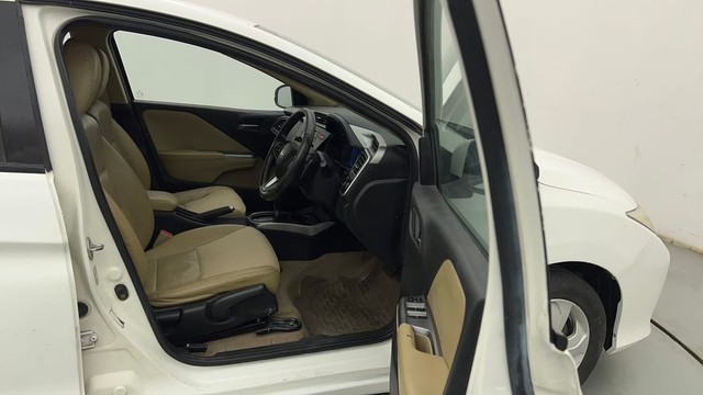 Second-hand 2015 Honda City VX MT for sale in Mumbai-15