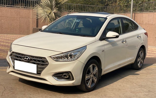 Second-hand 2019 Hyundai Verna CRDi 1.6 AT SX for sale in New Delhi-3
