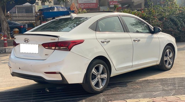 Second-hand 2019 Hyundai Verna CRDi 1.6 AT SX for sale in New Delhi-8