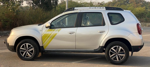 Second-hand 2017 Renault Duster SANDSTORM RXS 110 PS for sale in New Delhi-4