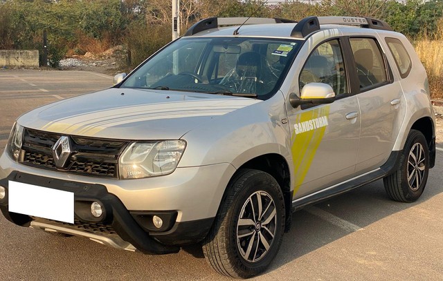 Second-hand 2017 Renault Duster SANDSTORM RXS 110 PS for sale in New Delhi-5