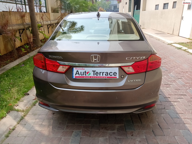 Second-hand 2017 Honda City V MT AVN for sale in Kochi-1